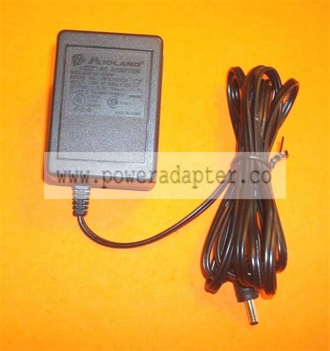 DVE DSA 9W 09 FUS 090080 AC ADAPTER 9V 0 8A SWITCHING POWER ADAP DVE