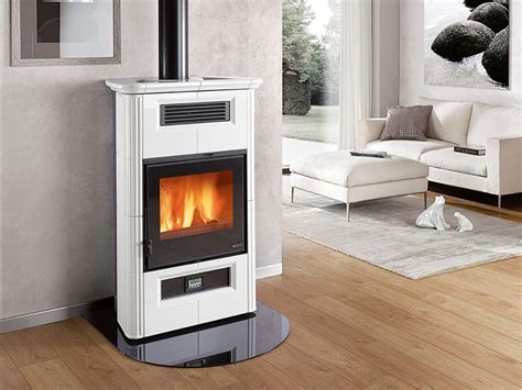 La Nordica WANDA CLASSIC EVO Stufe A Legna FIRELAND