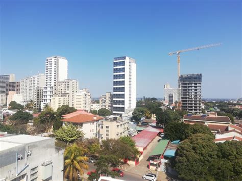 Casas a Venda VENDE SE APARTAMENTO T3 NO CONDOMÍNIO ALLAVILA BAIRRO