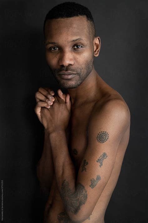 Naked Black Man Portrait Del Colaborador De Stocksy Hernandez