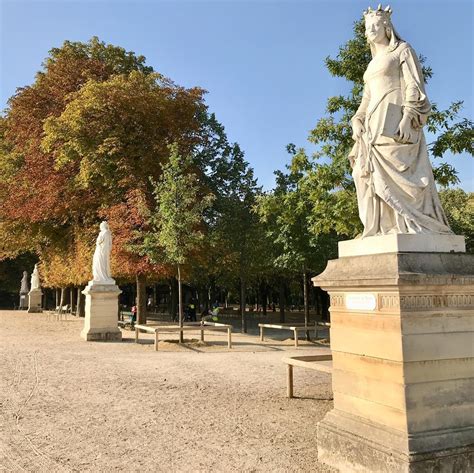 Luxembourg Gardens - Queens’ Statues — Parisology