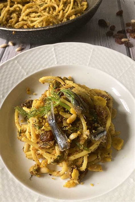 Authentic Sicilian Pasta with Sardines (Pasta con le Sarde)