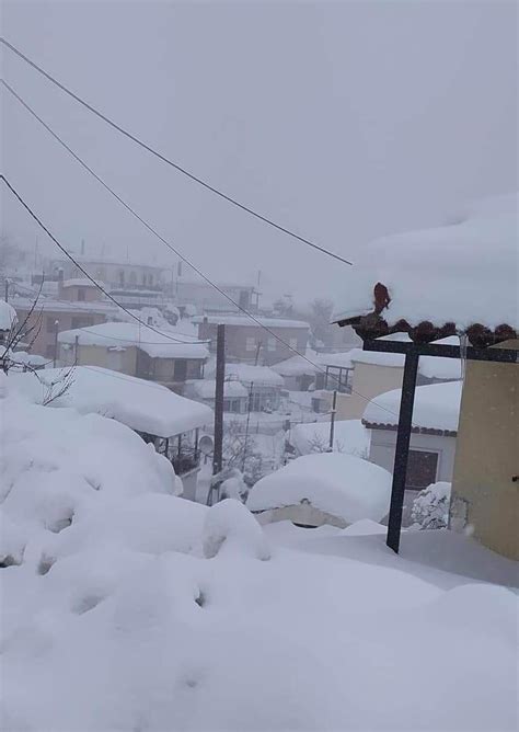 Maltempo Forti Nevicate In Grecia Spettacolo Sullisola Di Eubea