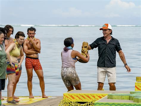 Survivor 41 Episode 2 Recap Introducing A New Advantage Cbs Chicago