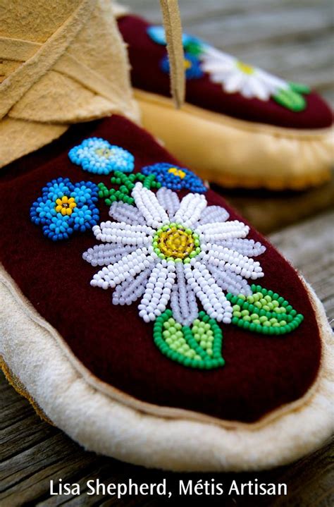 43 Best Metis Beading Images On Pinterest Native Beadwork Native