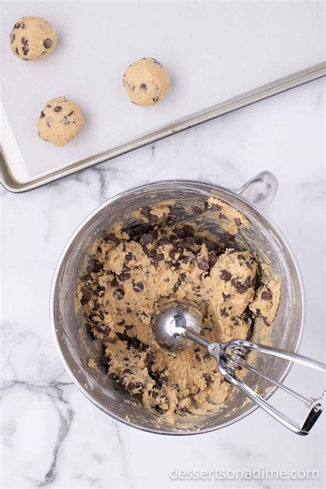 Crumble Chocolate Chip Cookie Recipe