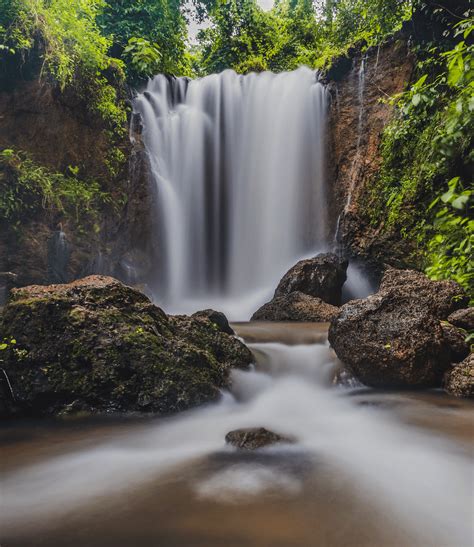 Kesarval Waterfall in India : r/Waterfalls