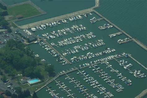 Oasis Marinas at Battery Park - Sandusky, Ohio - Lake Erie - Marinalife