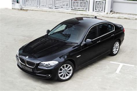 BMW 523i has a sweet naturally aspirated 2.5-litre inline-6 engine