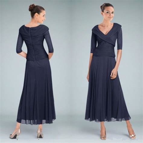 Dark Navy Blue Tea Length Mother Of The Bride Dresses 2017 V Neck Half Sleeves Pleats Chiffon