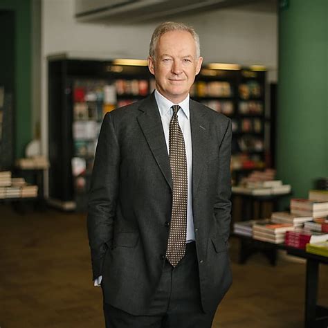 Barnes Nobles New Ceo Wants The Chain To Be More Like An