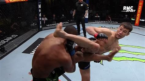 UFC Rakhmonov met Harris KO après un magnifique coup de pied retourné