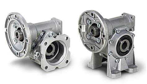 WORM GEARBOXES Tramec Srl