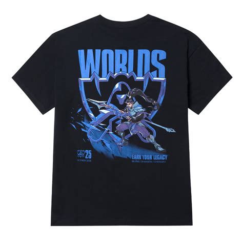 Worlds 2025 Xin Zhao Tee | Riot Games Store