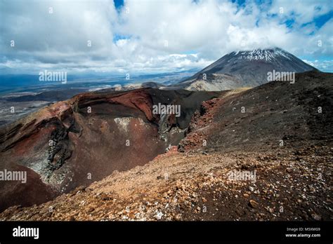 Red Crater And Mt Ngauruhoe In Clouds Tongariro Crossing Stock Photo