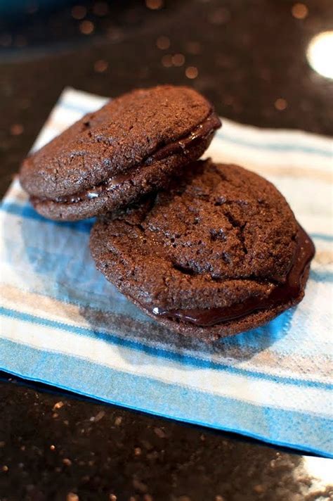 Dark Chocolate Fudge Sandwich Cookies Naturally Sweetened Desserts Dark Chocolate Fudge