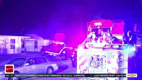 Firefighters Extinguish Ne Oklahoma City House Fire