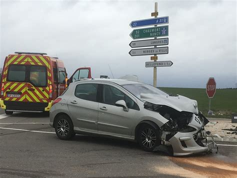 Côte d Or Faits divers Asnières lès Dijon quatre blessés dans un