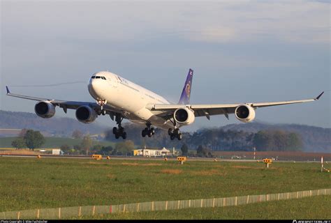 Hs Tnb Thai Airways Airbus A Photo By Mike Fuchslocher Id