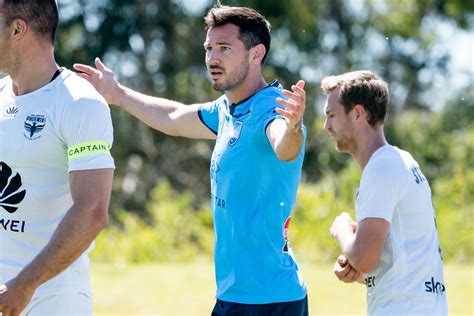 ryan mcgowans  players sydney fc