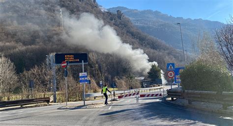 Breaking News Incendio In Galleria Chiusa La Lecco Ballabio Lecco