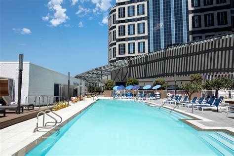 The Best Hotel Pools In Los Angeles