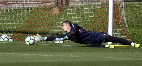 Kepa al Napoli Calciomercato il portiere del Chelsea è vicinissimo