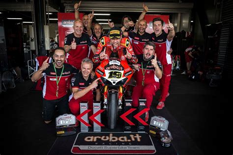 Wsbk Bautista Atterra In Australia Da Campione Del Mondo Il