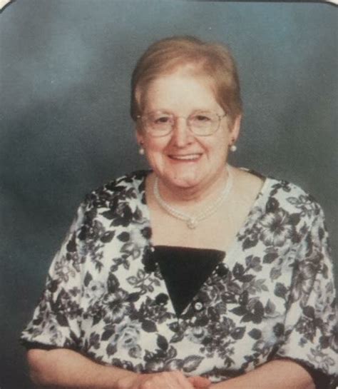 Obituary Of Linda Sue Phillips Welcome To Green Hill Funeral Home