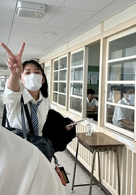 美来工科高等学校 沖縄県 データ Kanko 学校制服フォトライブラリー