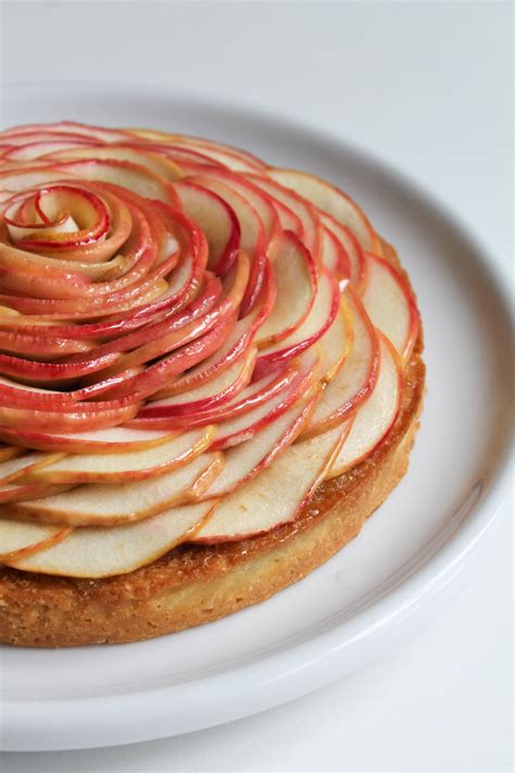 TARTE AUX POMMES FAÇON CEDRIC GROLET LYG