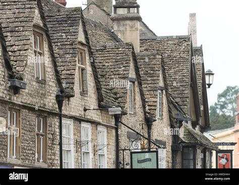 Cirencester Cotswolds Town Street Hi Res Stock Photography And Images