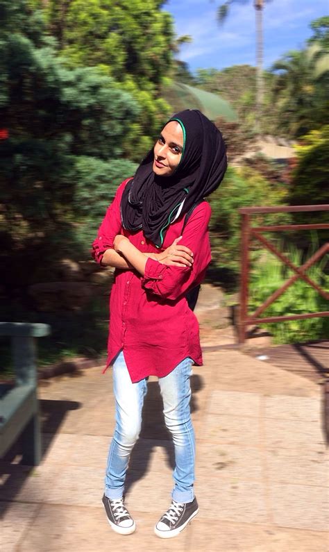 Hijab With Jeans 20 Modest Ways To Wear Jeans And Hijabs College