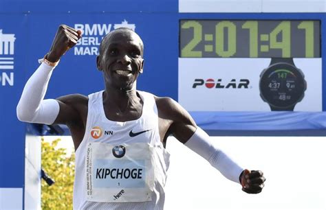 Eliud Kipchoge Gana El Marat N De Berl N Con Un Nuevo R Cord Mundial