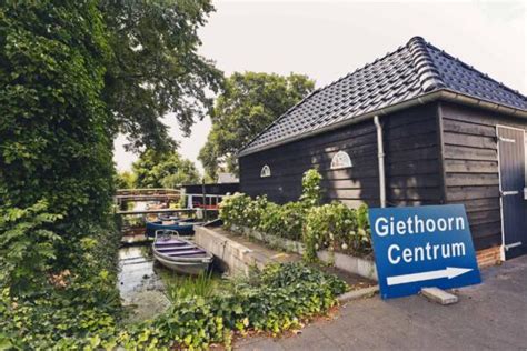 Giethoorn Boat Rental