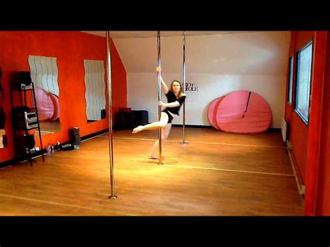 Open Front Hook Pole Dance D Butant Youtube