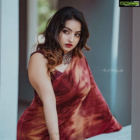 Malavika Menon Instagram Sariee Its The Epitome Of Poise Grace