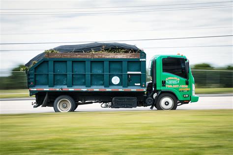 Moving Truck Photos Download The Best Free Moving Truck Stock Photos