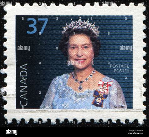 Queen Elizabeth Stamp Hi Res Stock Photography And Images Alamy