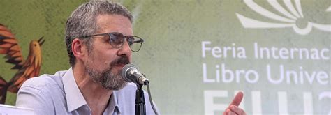 El exilio lugar común en literatura argentina Federico Ferroggiaro