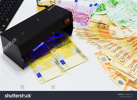 174 Banknote Sensor Images Stock Photos Vectors Shutterstock