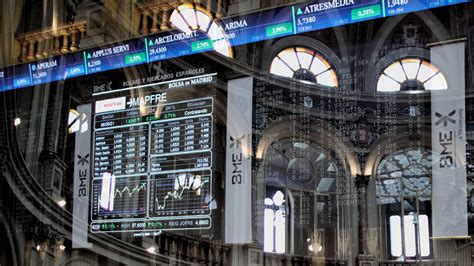 El Ibex 35 sube un 1 en la media sesión y recupera los 10 000 puntos