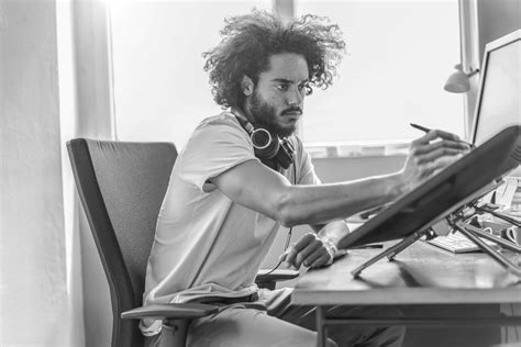Graphic Designer Job Description Template | Monster.com
