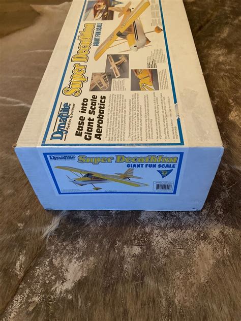 Dynaflite Series By Great Planes Super Decathalon Rc Model Airplane Kit