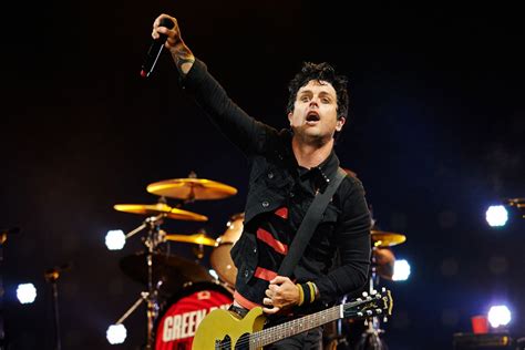 Green Day Releasing 18 Demos For Uno Dos Tres Albums On Record