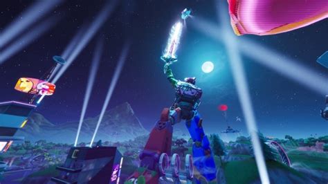 Fortnite Evento Robot Y Monstruos Del Final De La Temporada 9 Millenium