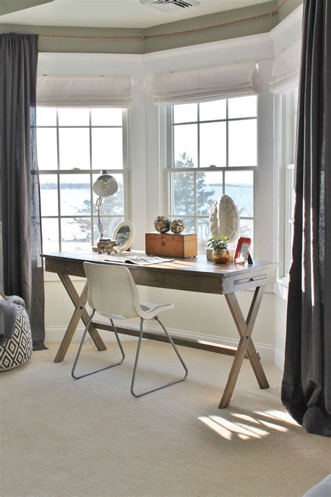 Incredible Bay Window Office For Small Space Home Decorating Ideas