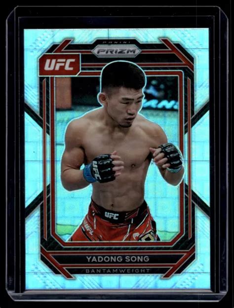 ENSEMBLE DE BOÎTES premium Yadong Song 2023 Panini Prizm UFC carte