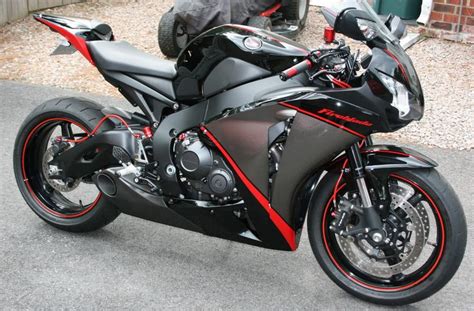 Honda Cbr1000rr Custom Amazing Photo Gallery Some Information And Specifications As Well As