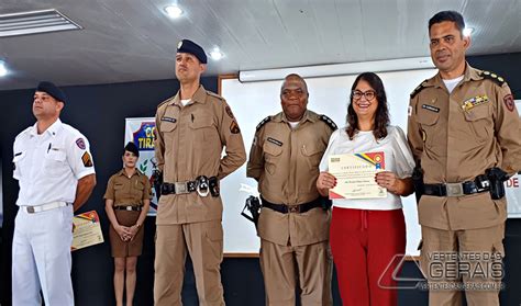 SOLENIDADE REALIZADA EM BARBACENA MARCA OS 18 ANOS DE CRIAÇÃO DA 13ª